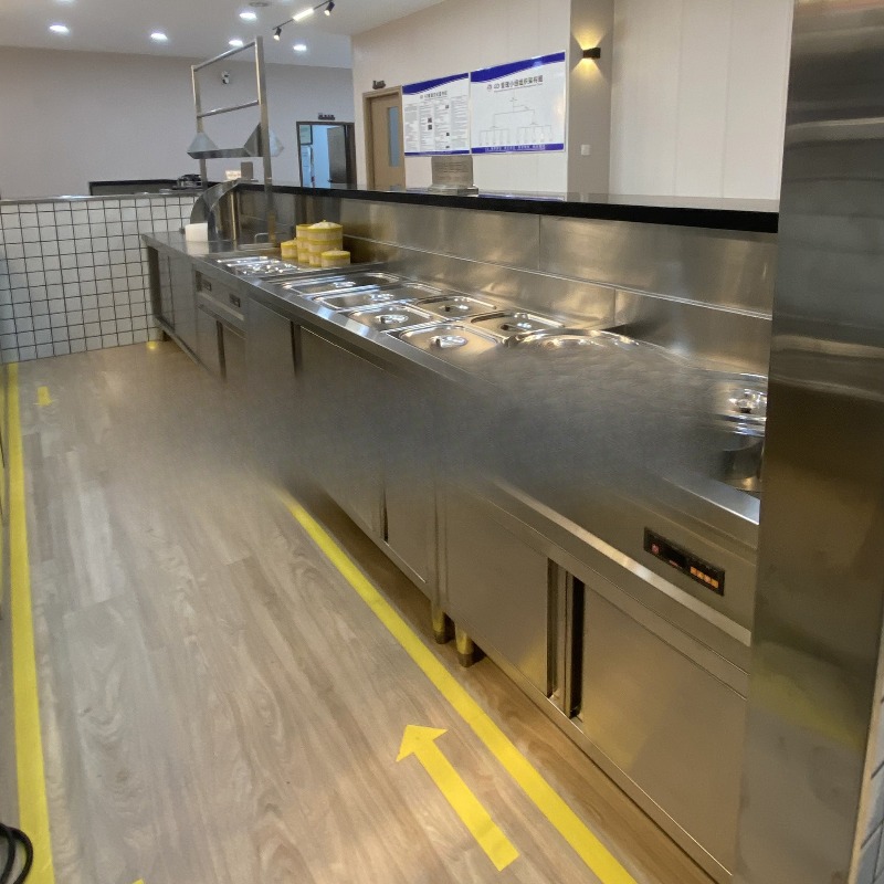 معدات المطبخ التجارية المصنوعة - مراجعة Commercial Kitchen Projects وسعره